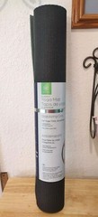 Gaiam Classic Yoga Mat 4 MM, Stabilizing Grip, Solid Color 68″x24″x4MM, New