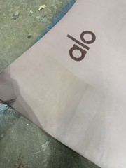 Alo Yoga Warrior Yoga Mat – Smoky Quartz