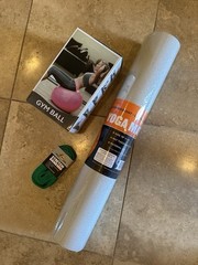 New Yoga Starter Kit 4Pc Set: Yoga Mat, Stretch Band, Ball+Pump