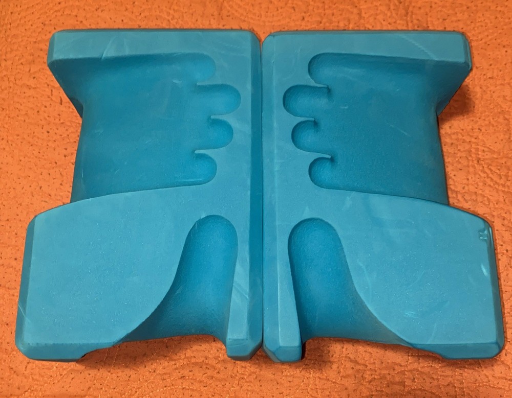 Wristbuddy® Yoga Blocks 2-Pack (Left + Right) — Ergonomic, Hand-Shaped EVA Block