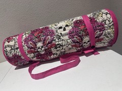 Betsey Johnson swim beach roll up padded mat w/ pillow skulls floral