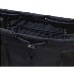 NEW Convertible black Gym Bag Beyond Yoga. Drawstring & snap closure. Spacious