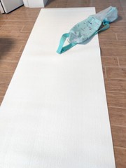 Nicole Miller – Yoga Mat with a bag