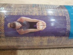 New Gaiam Premium 5MM Yoga Mat.  68″L x 24″W x 5MM.