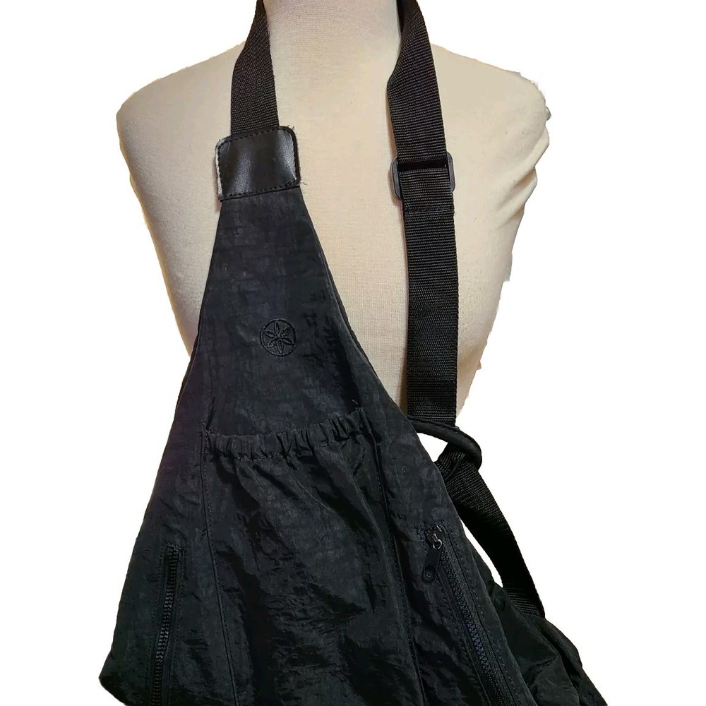Gaiam Yoga Gym Lg Black Nylon Slingbag Travel Organizer