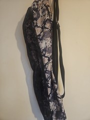 Lululemon The Yoga Bag O/S KRAA Kara Blossom – Black & Creme, Multi-Pocket, Rare