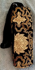 JFIT YOGA MAT BAG w/Zipper In Front- Silky Black And Gold Pattern – New w/o Tags