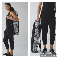Lululemon Drishti Yoga Tote Bag Ziggy Snake Print Excellent