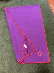 LULULEMON SKIDLESS Yogitoes Towel Purple, Orange Trim Non-Slip Yoga Mat Towel