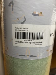 cambivo non slip yoga mat, 72×24 in, green and black, strap included
