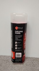 NEW-Bally Total Fitness Chilling Towel Pink. (00)