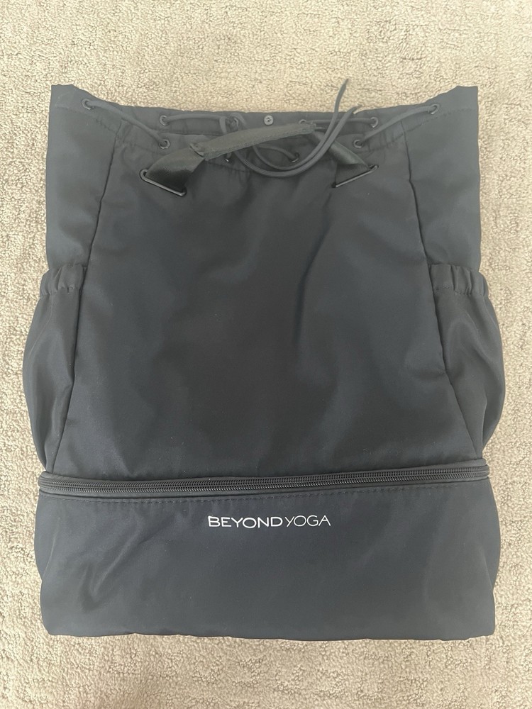 Beyond Yoga Convertible Gym Bag Backpack Black Tote Weekend Bag