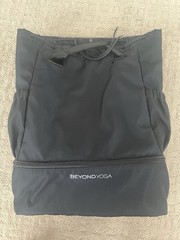 Beyond Yoga Convertible Gym Bag Backpack Black Tote Weekend Bag
