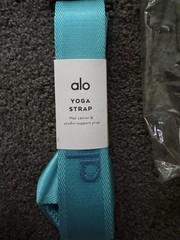Alo Yoga Yoga Strap Bright Aqua Without Fastener for Yoga 1 Item A0026U