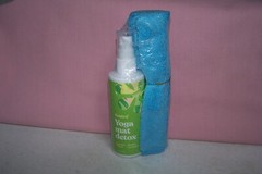 Asutra Yoga Detox Cleaner 4 fl. oz. & Microfiber Cleaning Towel Lemongrass Scent