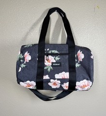 Vooray Burner Gym Duffel Bag, Gym Bag Rose Black 15.5″ x 9.5″ x 9.5″ NWOT