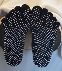 Super Grippy -Yoga – Dance – Toe – Slip Resistant – Pilates – socks