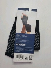 Gaiam Super Grippy Black Yoga Gloves ‘All Grip No Slip’ One Size Fits Most *NEW*