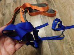 2 STRETCHING STRAP ( 1 X SPRI, 1X UNBRANDED)