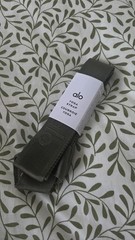 New Alo Yoga Strap – Olive Green Yoga Stretch Strap
