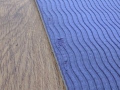 Hugger Mugger yoga mat – 24″ x 67″ – purple/gray with bag – light, grippy, cushy