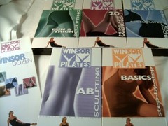 (5) WINSOR PILATES TOTAL BODY SCULPTING VHS TAPES, & WINSOR DOZEN PAMPLET. (DS)