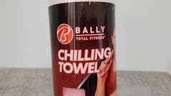 NEW-Bally Total Fitness Chilling Towel Pink. (00)