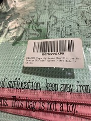 Yoga Silicone Non-Slip Yoga Towel 72”x 26” Green, W/ Carry Bag & Bottle. NEW.