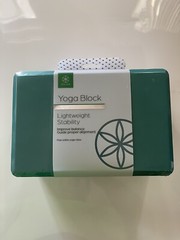 Gaiam Foam Yoga Block Green Brand New Size 9″W x 6″H x 4″D