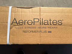 AeroPilates Reformer Plus 4 Cord with Pull Up Bar 55-4358 Brand New
