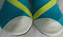 FITKICKS Live Well Foldable Classic Active Yoga Water Shoes LARGE Turquoise *EUC