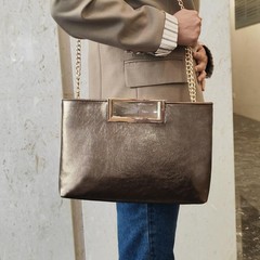 Women Clutch Purse PU Leather Chain Crossbody Bags Shiny Oversize Clutches Fe…