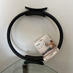 Pilates Ring Magic Circle Resistance Exercise Ring w/ Pads NWT
