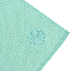 Hot Yoga Towel – Mat-Sized, Microfiber, Super Absorbent, Anti-Slip, Injury Fr…