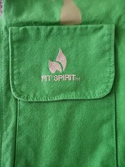Fit Spirit Bag Full Zip Exercise Yoga Mat Tote Cargo Pockets Green Strap