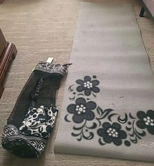 Vera Bradley NIGHT & DAY YOGA Workout Exercise MAT & BAG CARRIER Black Gray