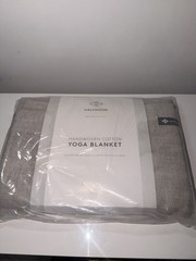 Halfmoon Handwoven Cotton Yoga Blanket, 60 x 80 in, Beige, Unisex Adults