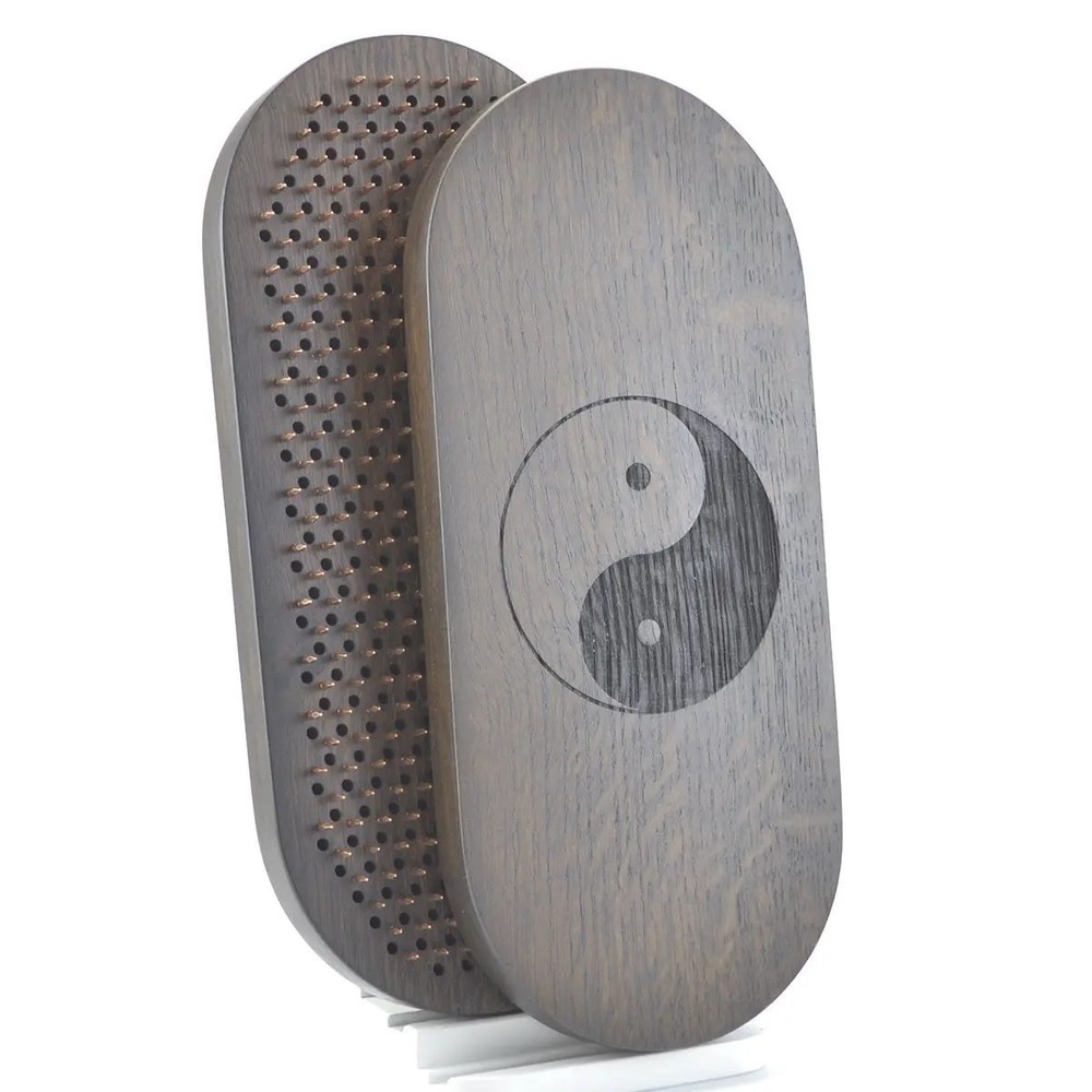 Oak Sadhu Board “Yin Yang” Copper Nails 10 mm/0.4 inch