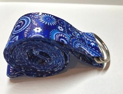 patterned D ring yoga strap- 6 feet new! blue paisley print