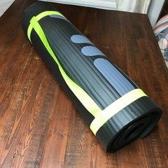 FILA Yoga Mat Sling Carrying Handle Fitness Foam Stretching Pad 3/8″ Thick 10mm