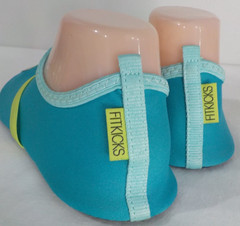 FITKICKS Live Well Foldable Classic Active Yoga Water Shoes LARGE Turquoise *EUC