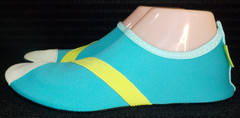 FITKICKS Live Well Foldable Classic Active Yoga Water Shoes LARGE Turquoise *EUC