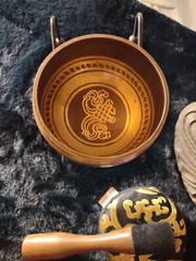 Lot – Silent Mind Tibetan Singing Bowl Set + Buddha Insence Burner | Calming