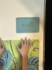 Soothe by Gaiam To & From Yoga Kit w/Videos Lime/Teal 24″W x 68″L Brand New