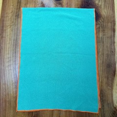 Yogitoes Towel Yoga Mat Skidless Non Slip GREEN ORANGE Z3-3