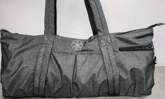 Gaiam Gray Yoga Mat Bag Nylon Polyester Adjustable Strap Zip Closure 3 Pockets