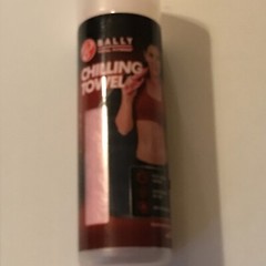 Bally Total Fitness Chilling Towel Pink