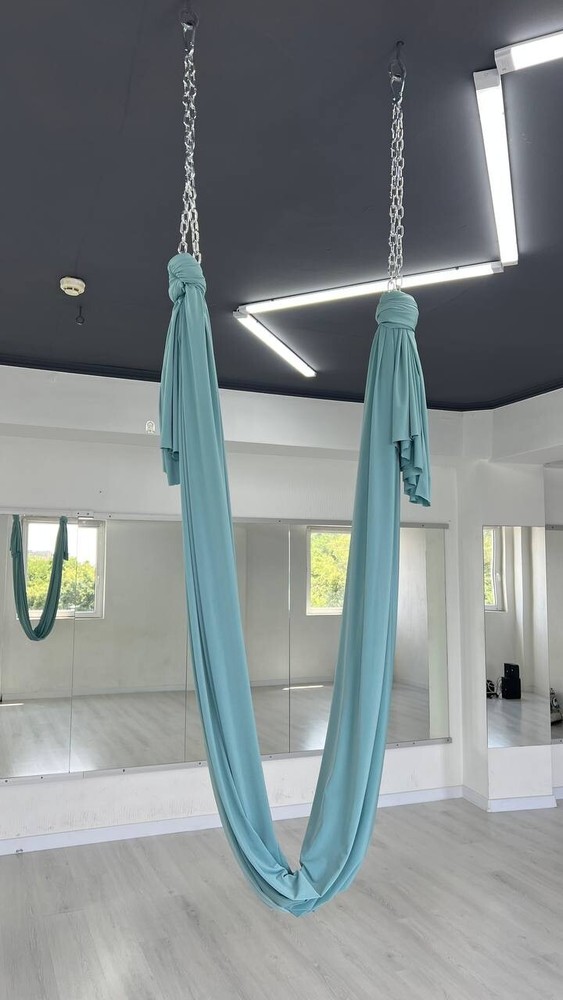 Professional Aerial Yoga Hammock Anti-Gravity Fly Yoga Swing with Chain Mounts