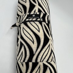 Hugger Mugger Yoga Mat Bag Batic Black Beige Pattern Upholstery Shoulder Strap