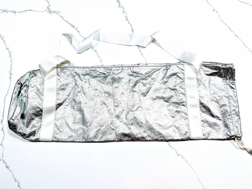 Curves Gym Silver Yoga Mat Bag